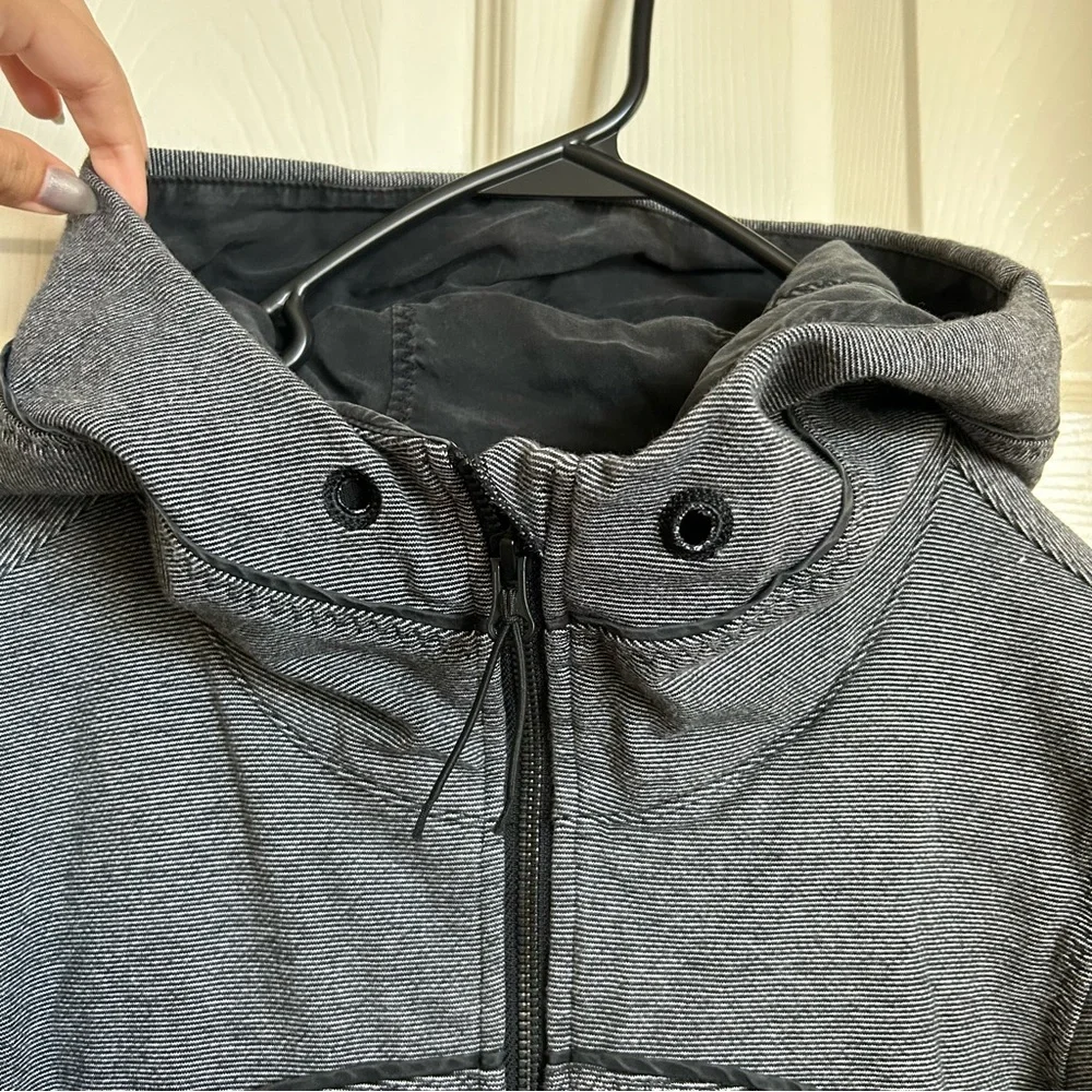Lululemon scuba jacket - Picture 3 of 6